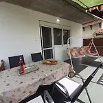Hibiscus Nyaralo Prázdninový dům
