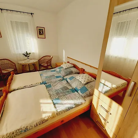 Hibiscus Nyaralo Balatonfenyves