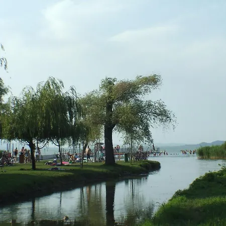 Casa de Férias Hibiscus Balatonfenyves